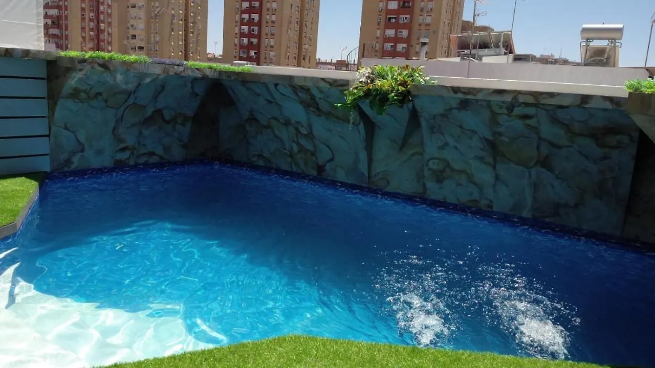 Naujaras.Com Hotel Seville